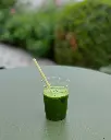 Jugo prensado en frío del día